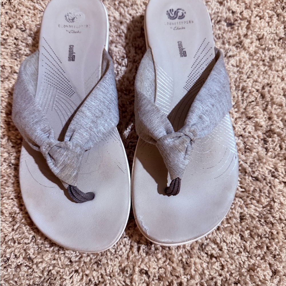 Gray Slip-On Knot Thong Sandals - Women